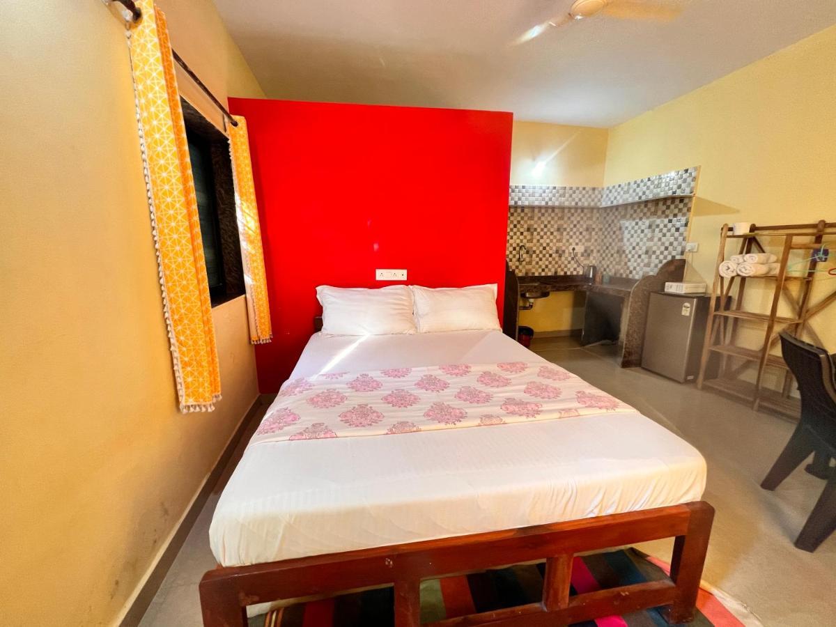 Kyel Villa Guest House อารัมบล ภายนอก รูปภาพ