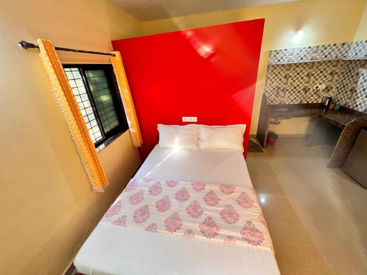 Kyel Villa Guest House อารัมบล ภายนอก รูปภาพ